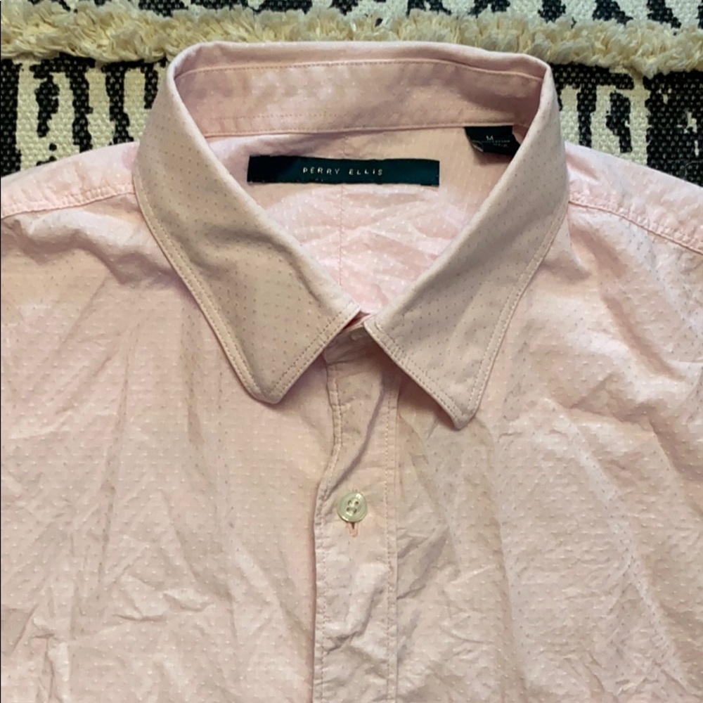 Perry Ellis Men’s Button down